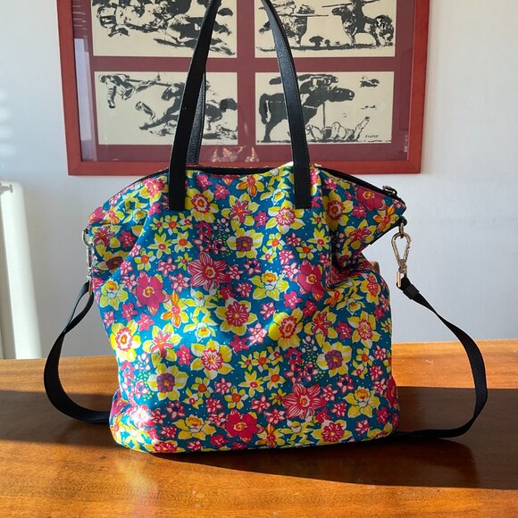 Prada Floral Print Nylon Tote Bag with Removable Shoulder Strap - Picture 2 of 12